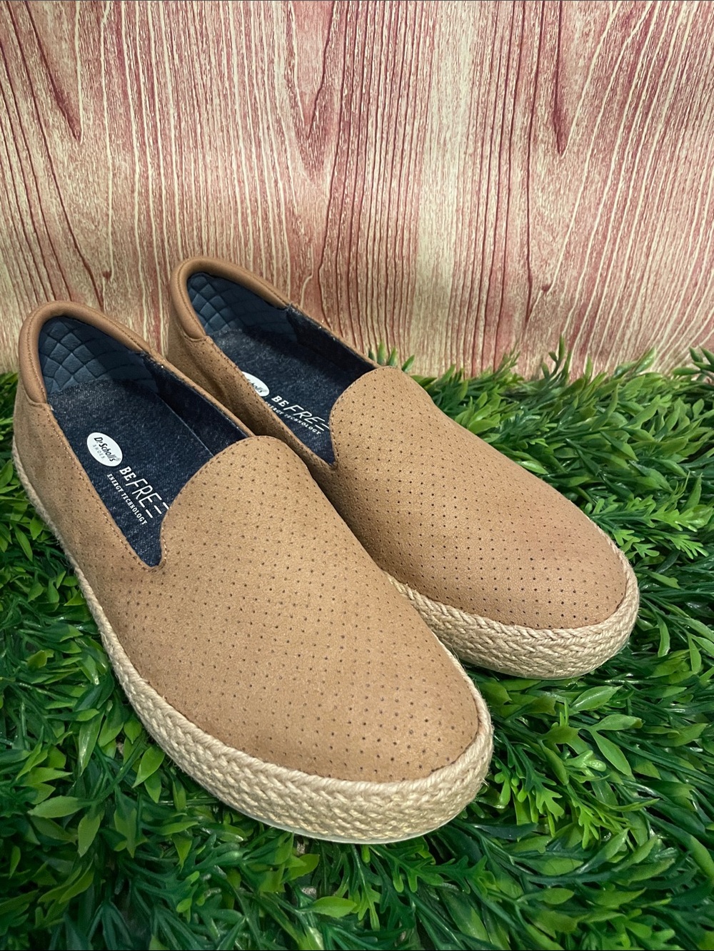 Dr. Scholl’s Women’s Slip-On Somerset Nude Sneakers